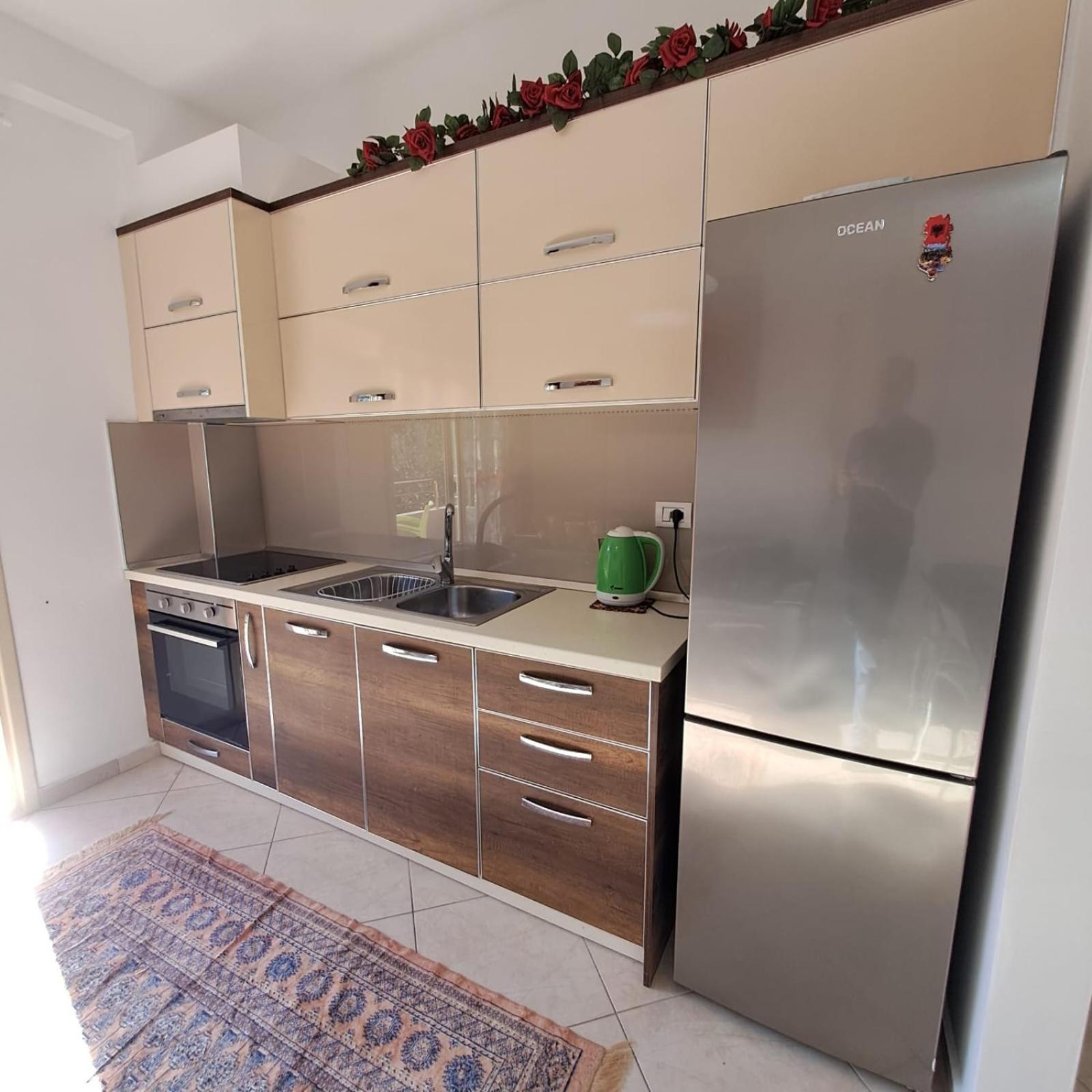 Flowers & Green 2 Bedrooms Apartment & Box Garage Vlorë 外观 照片